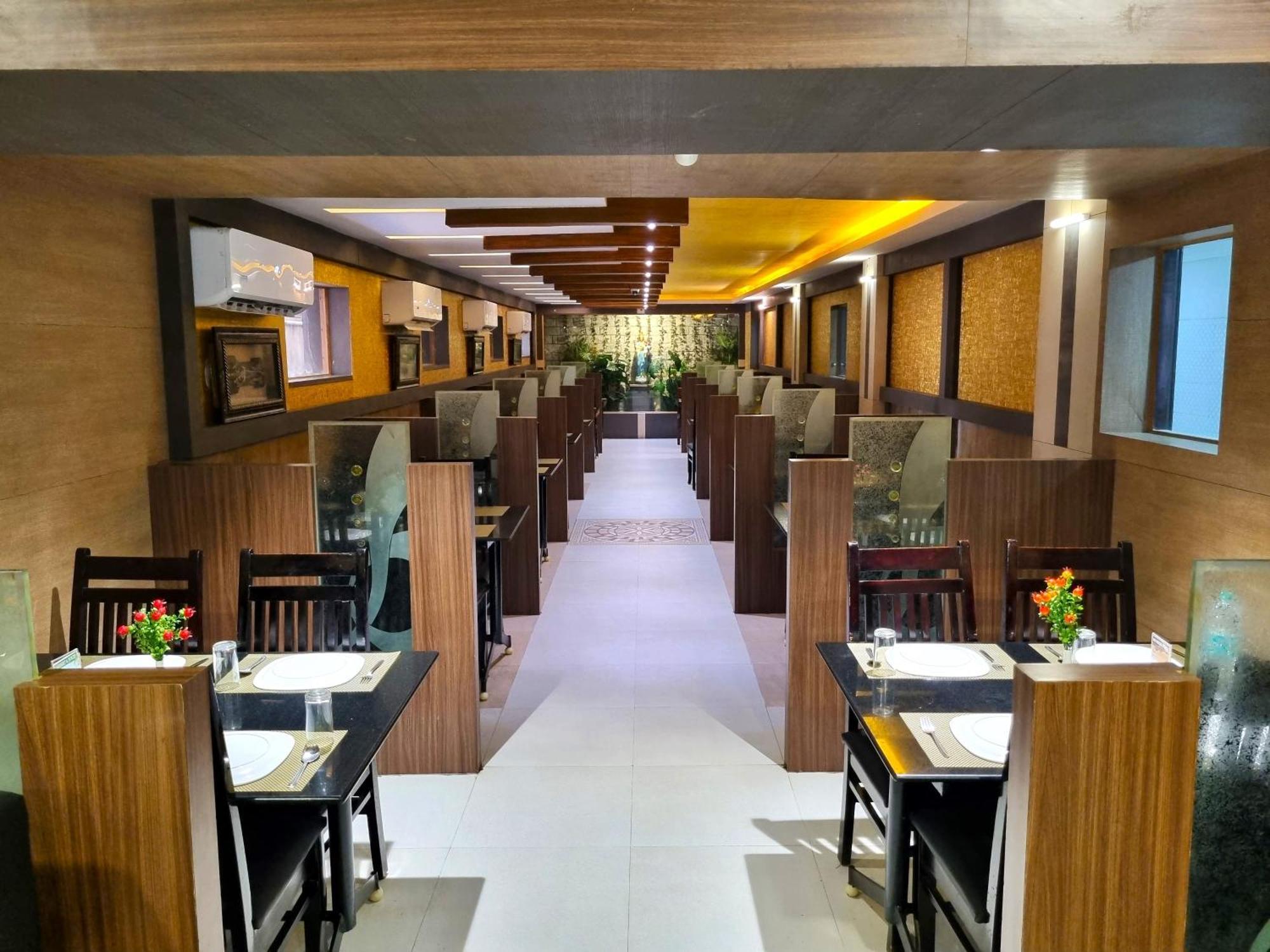 Hotel Seagate Velankanni Buitenkant foto