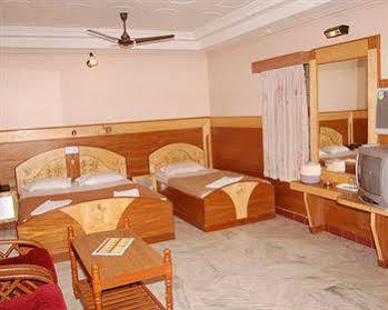 Hotel Seagate Velankanni Buitenkant foto